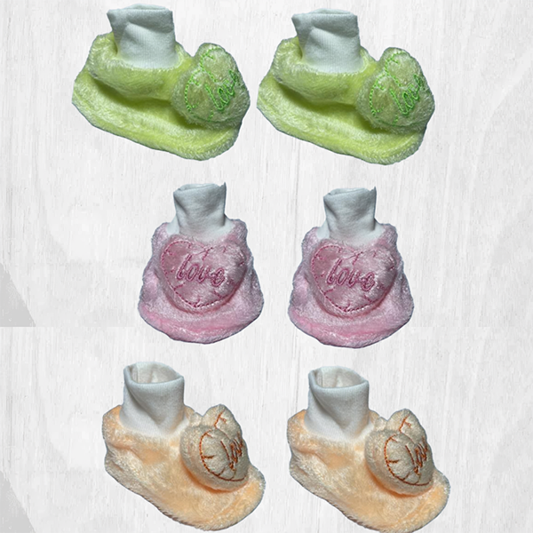 love-baby-booties-pair-fleece-3pack